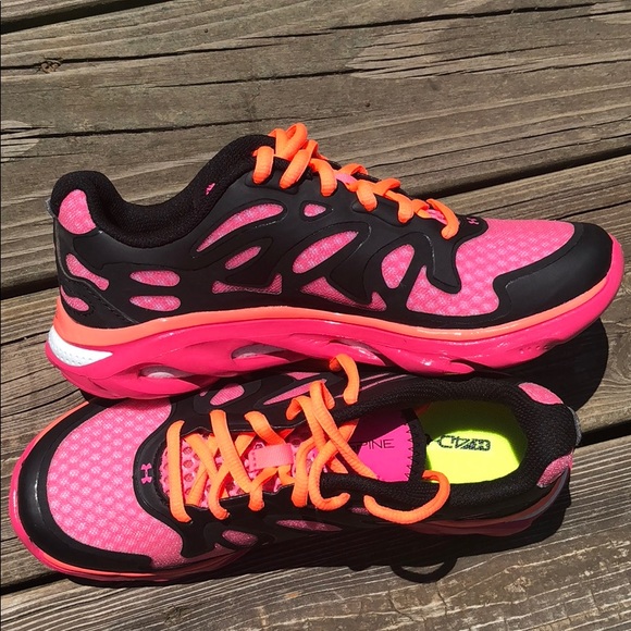 Under Armour MicroG Spine women’s running shoe new - Picture 3 of 5